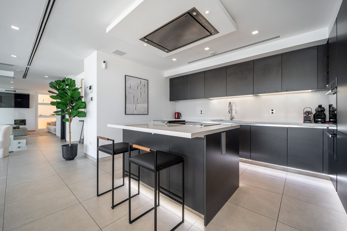 Huis te koop in Marbella | 5 slaapkamers H5273980