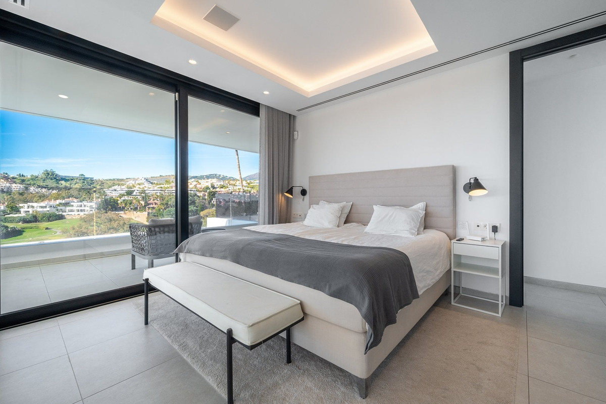 Huis te koop in Marbella | 5 slaapkamers H5273980