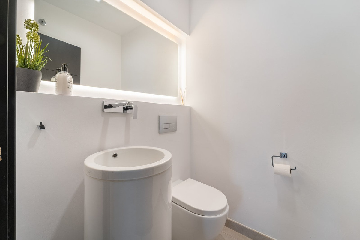 Huis te koop in Marbella | 5 slaapkamers H5273980