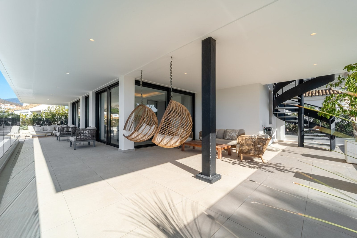 Huis te koop in Marbella | 5 slaapkamers H5273980