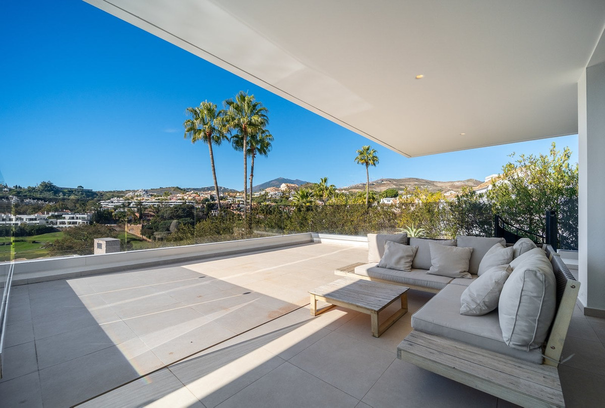 Huis te koop in Marbella | 5 slaapkamers H5273980