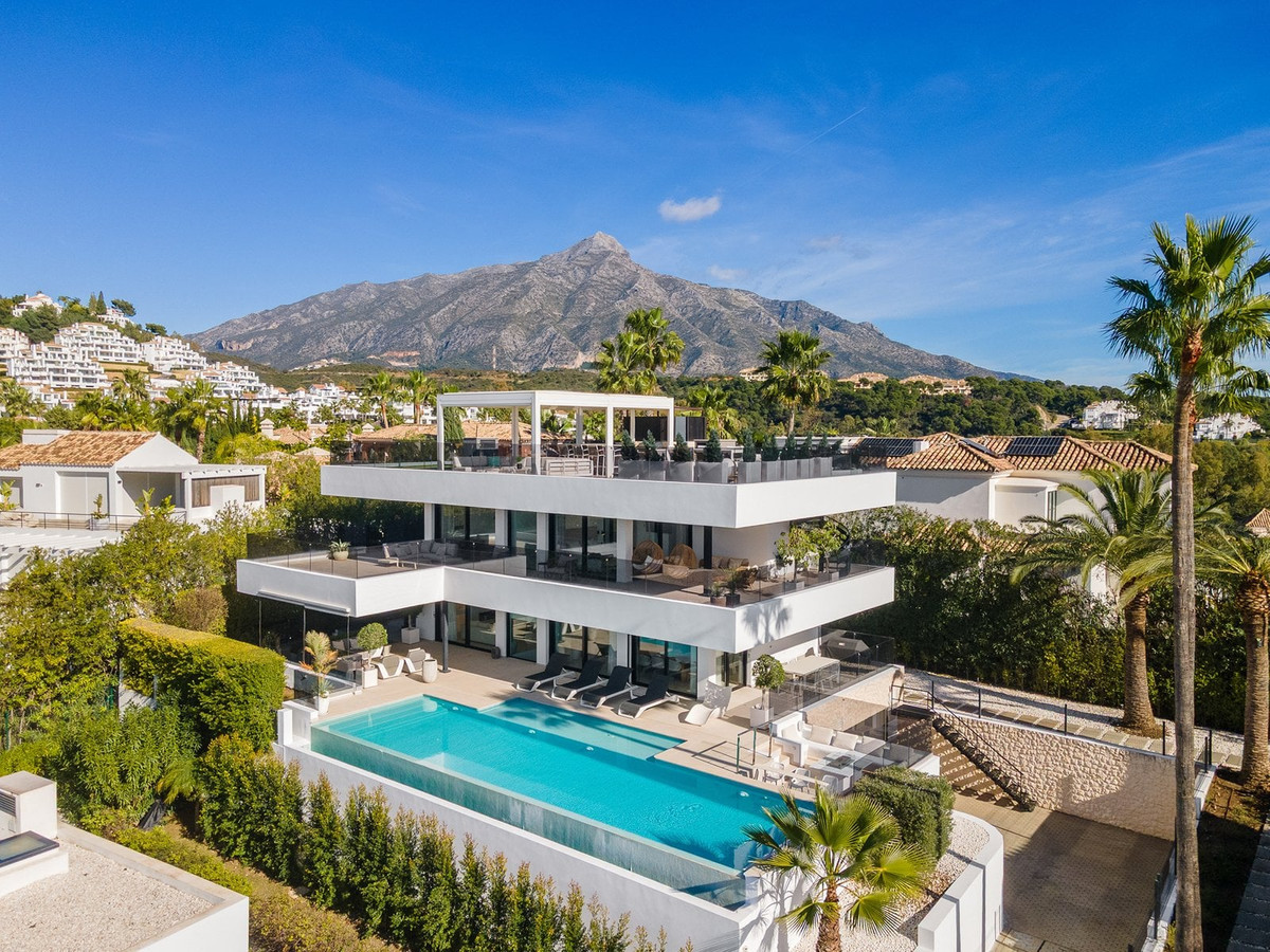 Huis te koop in Marbella | 5 slaapkamers H5273980