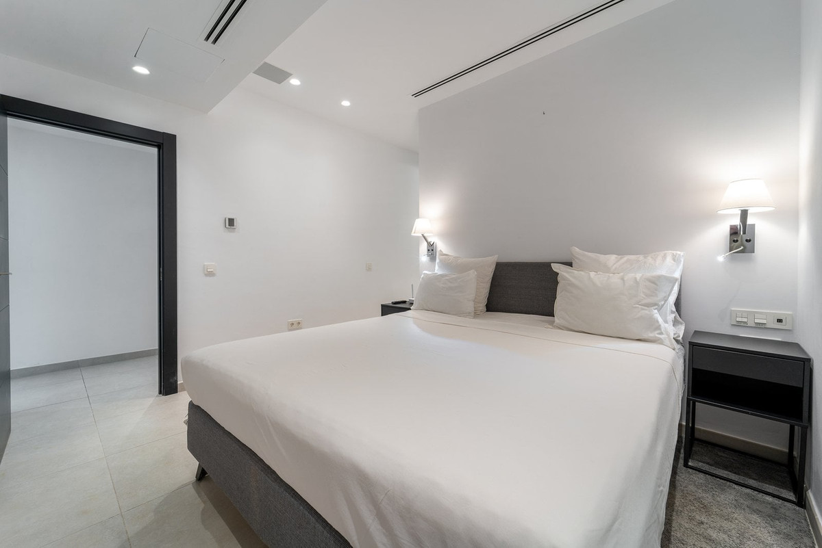 Huis te koop in Marbella | 5 slaapkamers H5273980