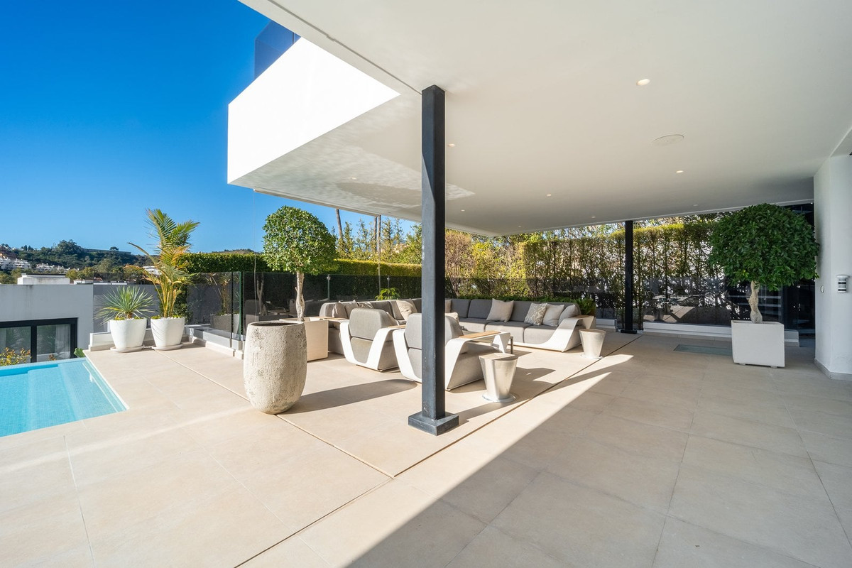 Huis te koop in Marbella | 5 slaapkamers H5273980