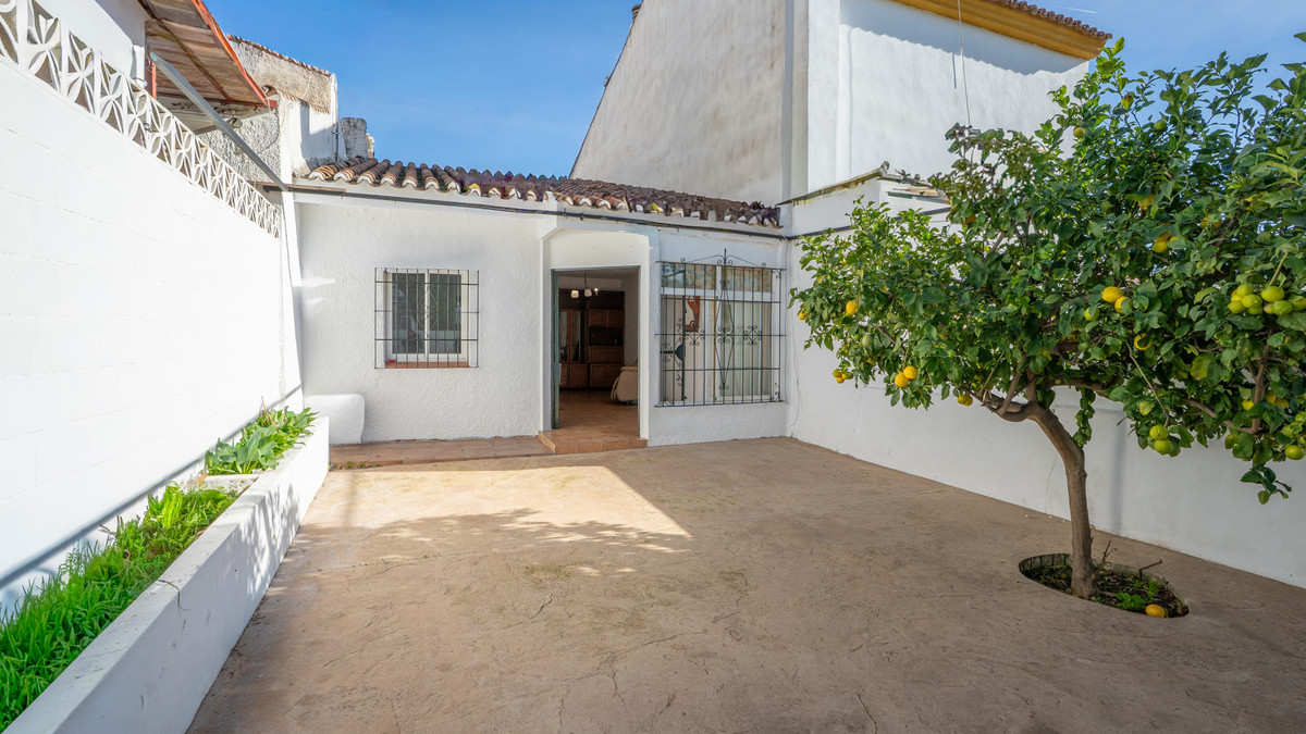 Finca - Cortijo te koop in Marbella | 2 slaapkamers H5284147
