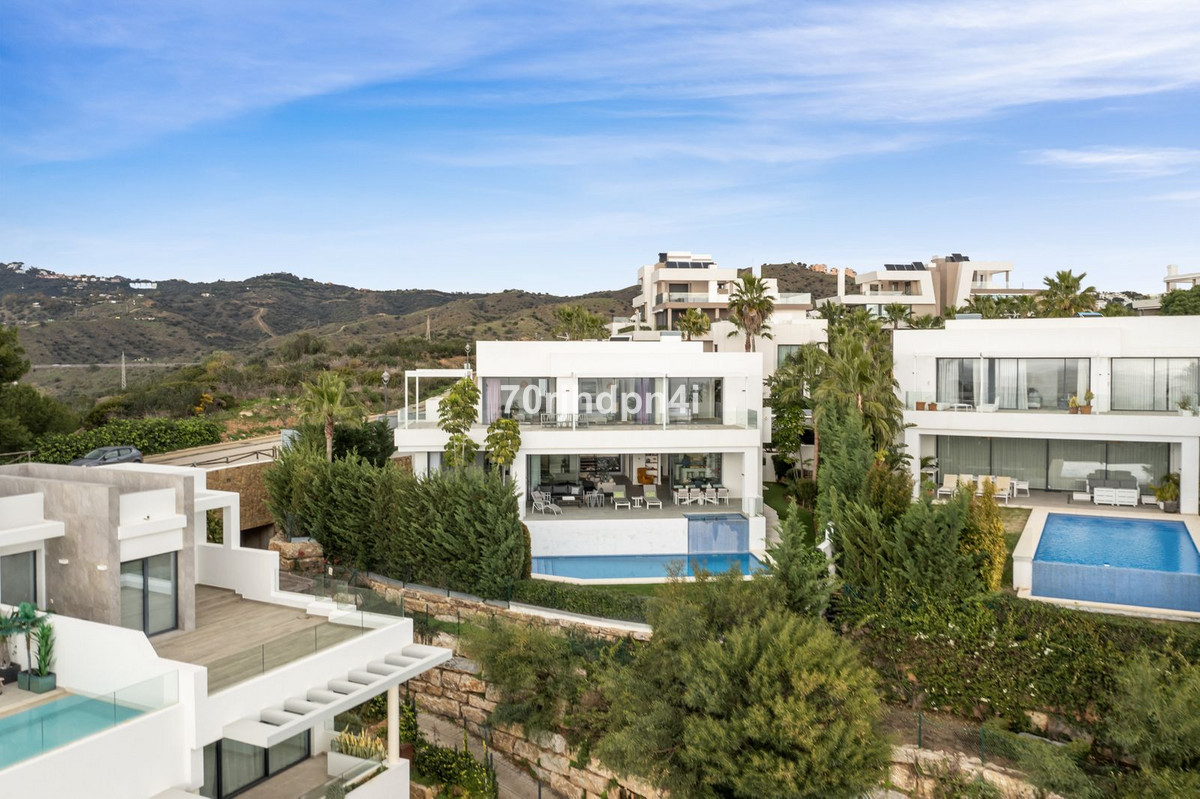 Property main view 64