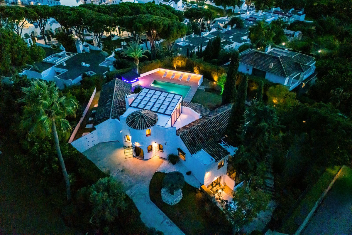 Huis te koop in Marbella | 5 slaapkamers H5289592