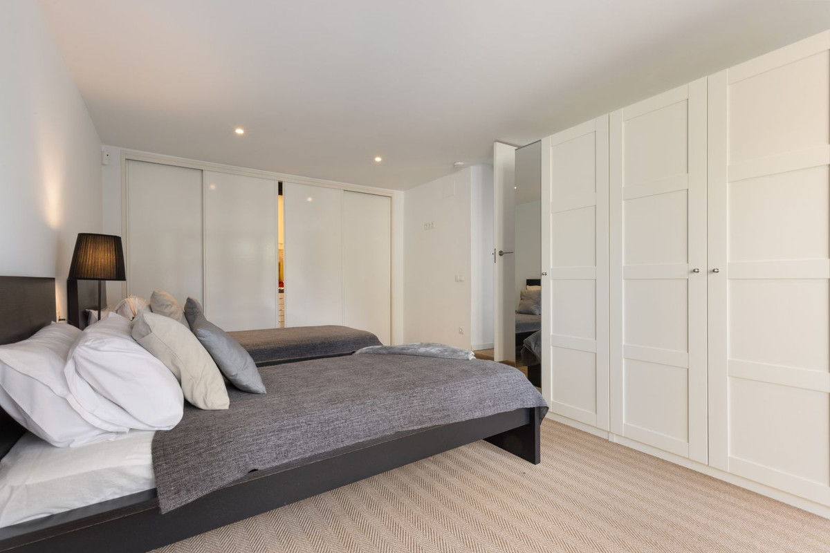 Huis te koop in Marbella | 5 slaapkamers H5289592