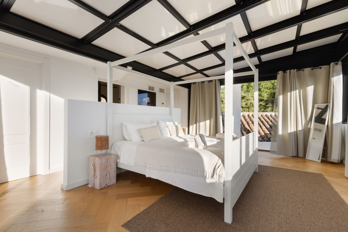 Huis te koop in Marbella | 5 slaapkamers H5289592