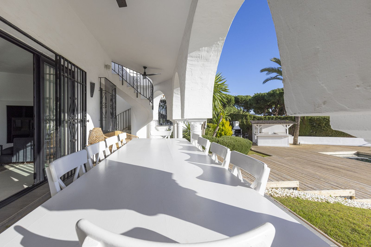 Huis te koop in Marbella | 5 slaapkamers H5289592