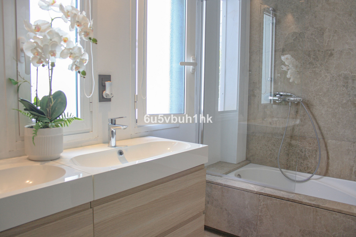 Appartement te koop in Marbella | 4 slaapkamers H5291626