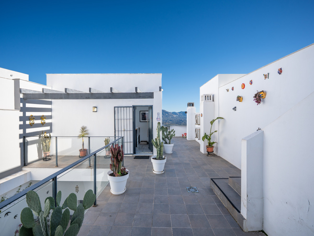 Huis te koop in Marbella | 3 slaapkamers H5294245