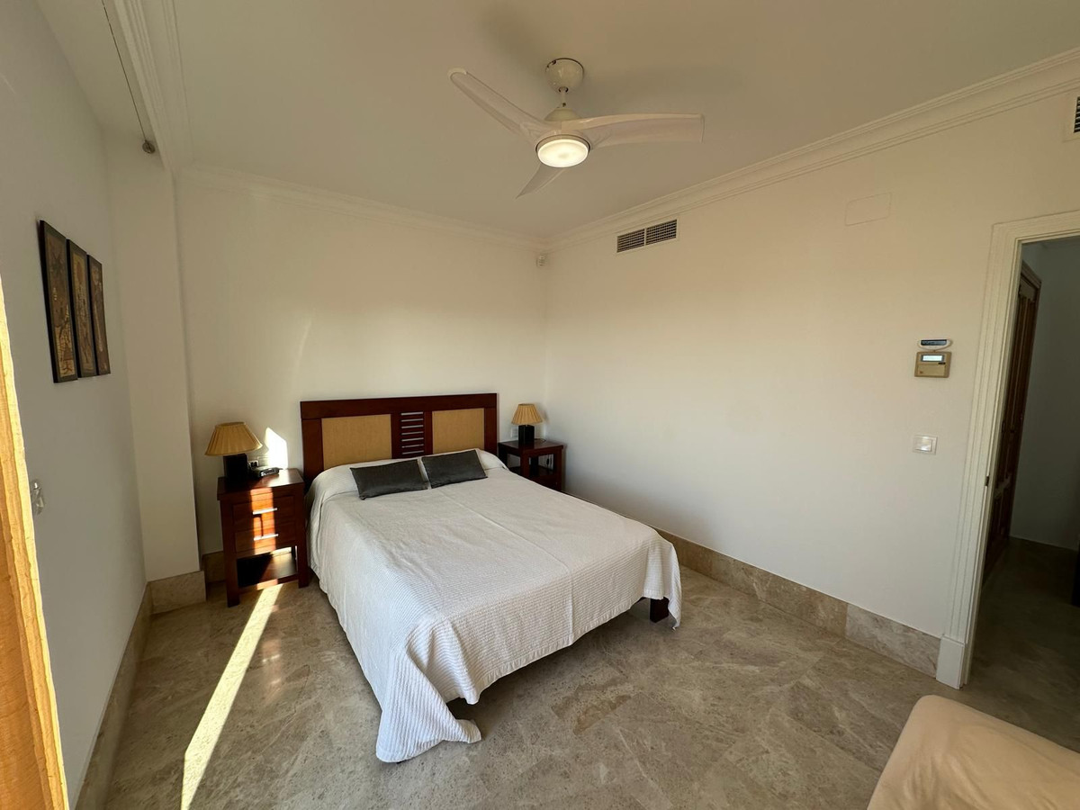 Huis te koop in Marbella | 4 slaapkamers H5294722