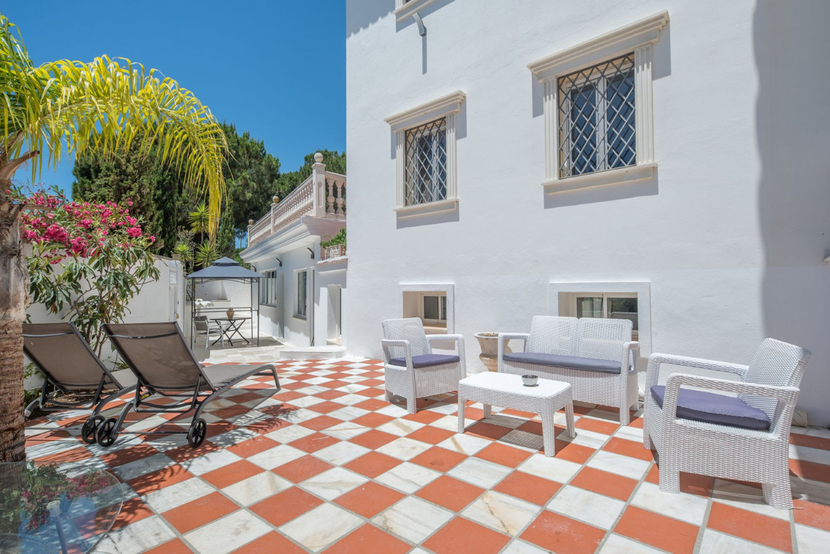 Huis te koop in Marbella | 10 slaapkamers H5298256