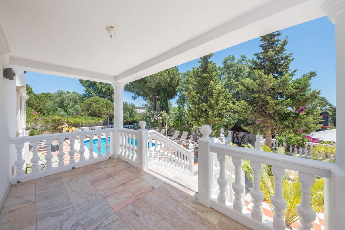 Huis te koop in Marbella | 10 slaapkamers H5298256