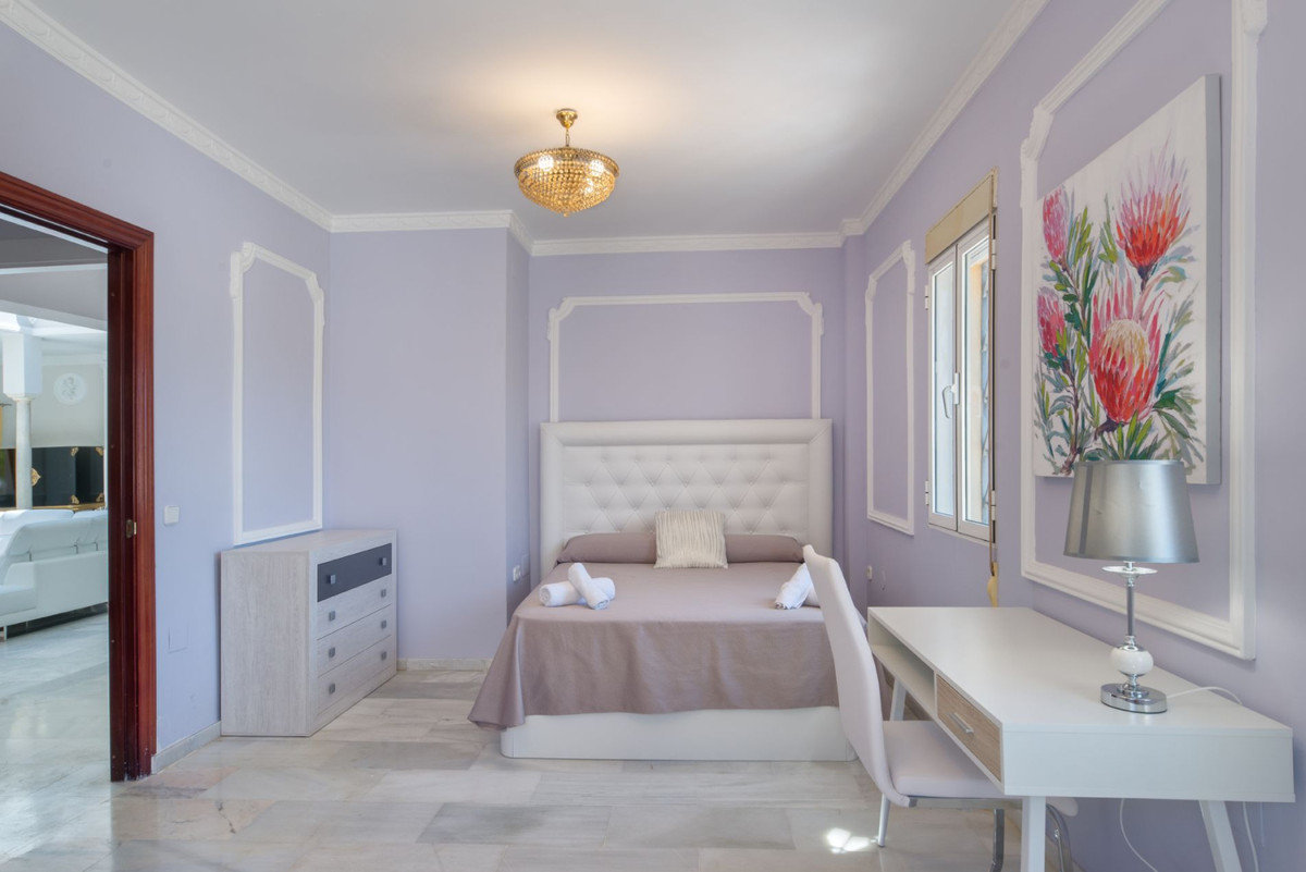 Huis te koop in Marbella | 10 slaapkamers H5298256