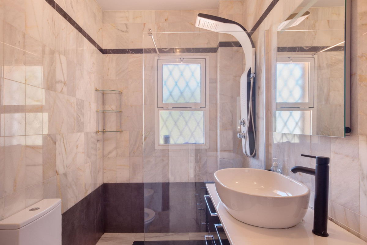 Huis te koop in Marbella | 10 slaapkamers H5298256