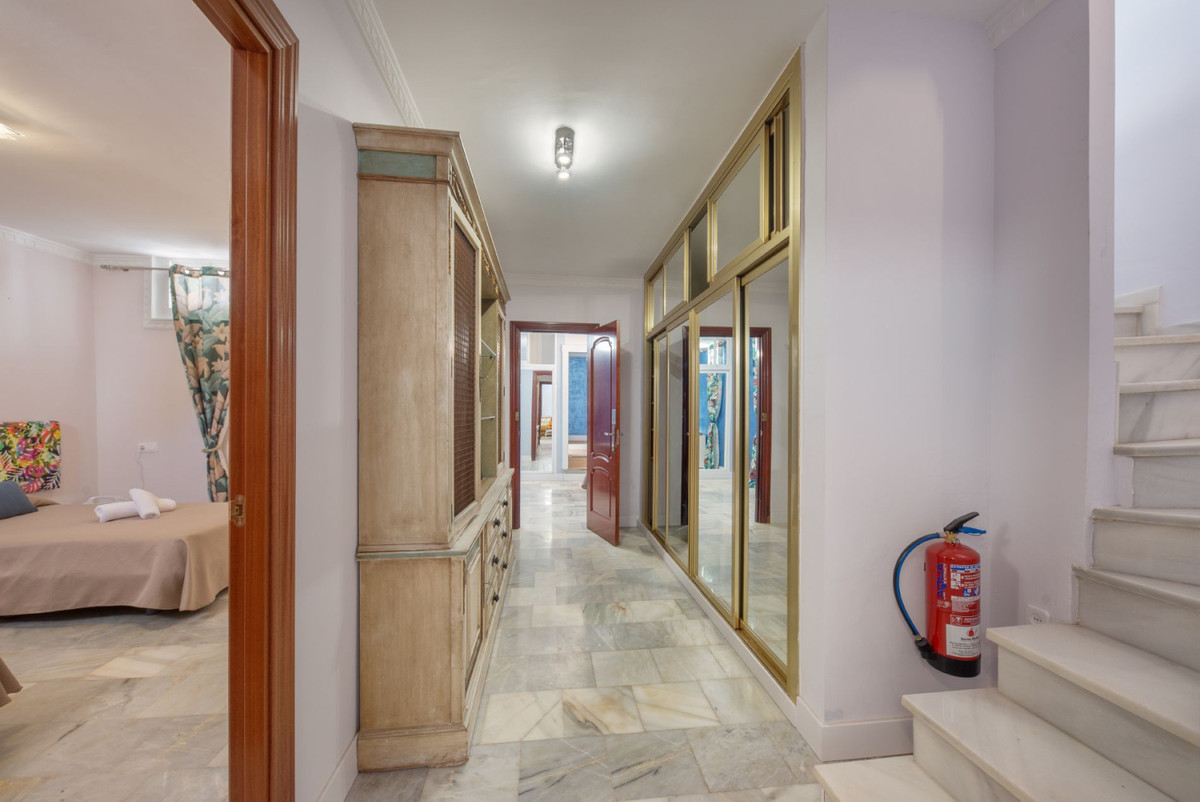 Huis te koop in Marbella | 10 slaapkamers H5298256