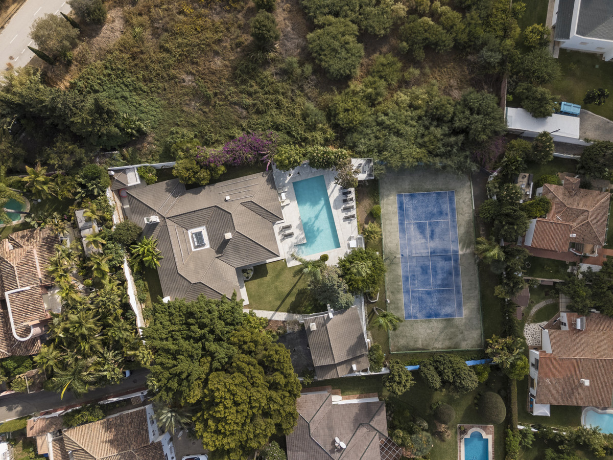 Huis te koop in Marbella | 5 slaapkamers H5299393