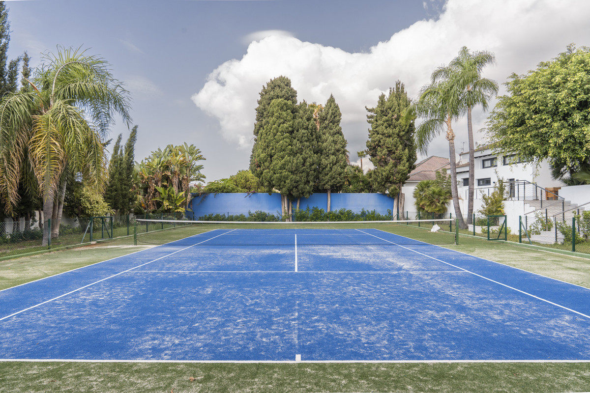 Huis te koop in Marbella | 5 slaapkamers H5299393