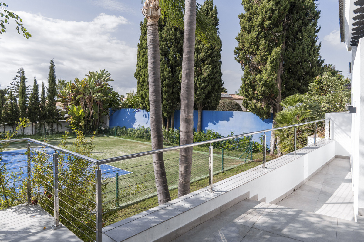 Huis te koop in Marbella | 5 slaapkamers H5299393