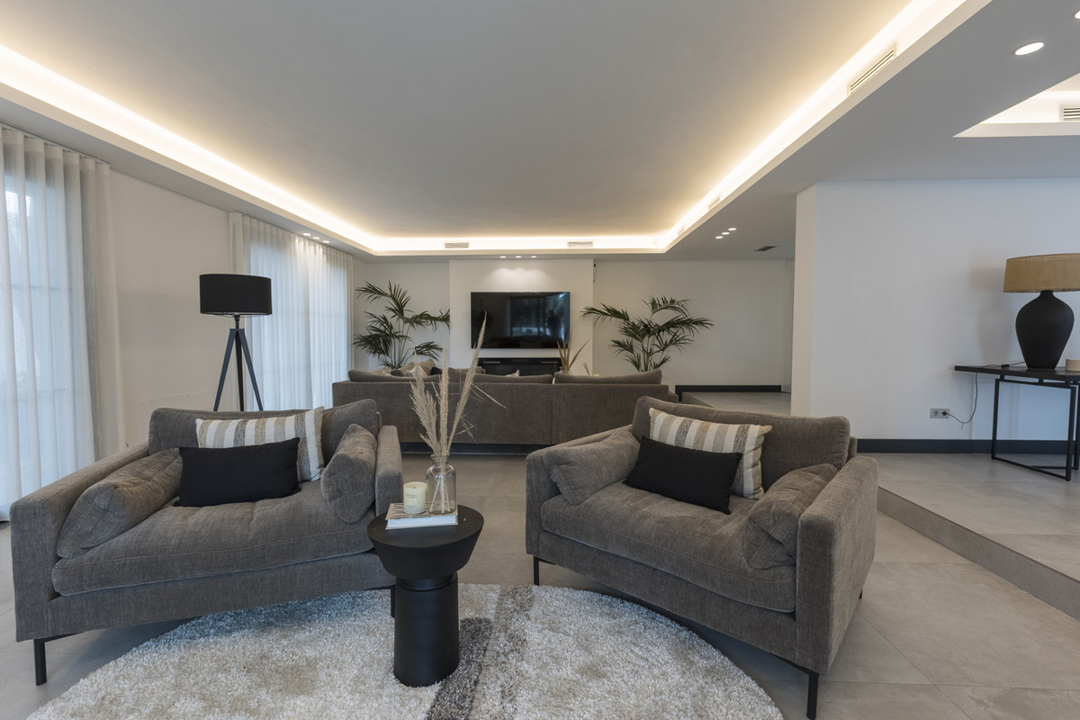 Huis te koop in Marbella | 5 slaapkamers H5299393