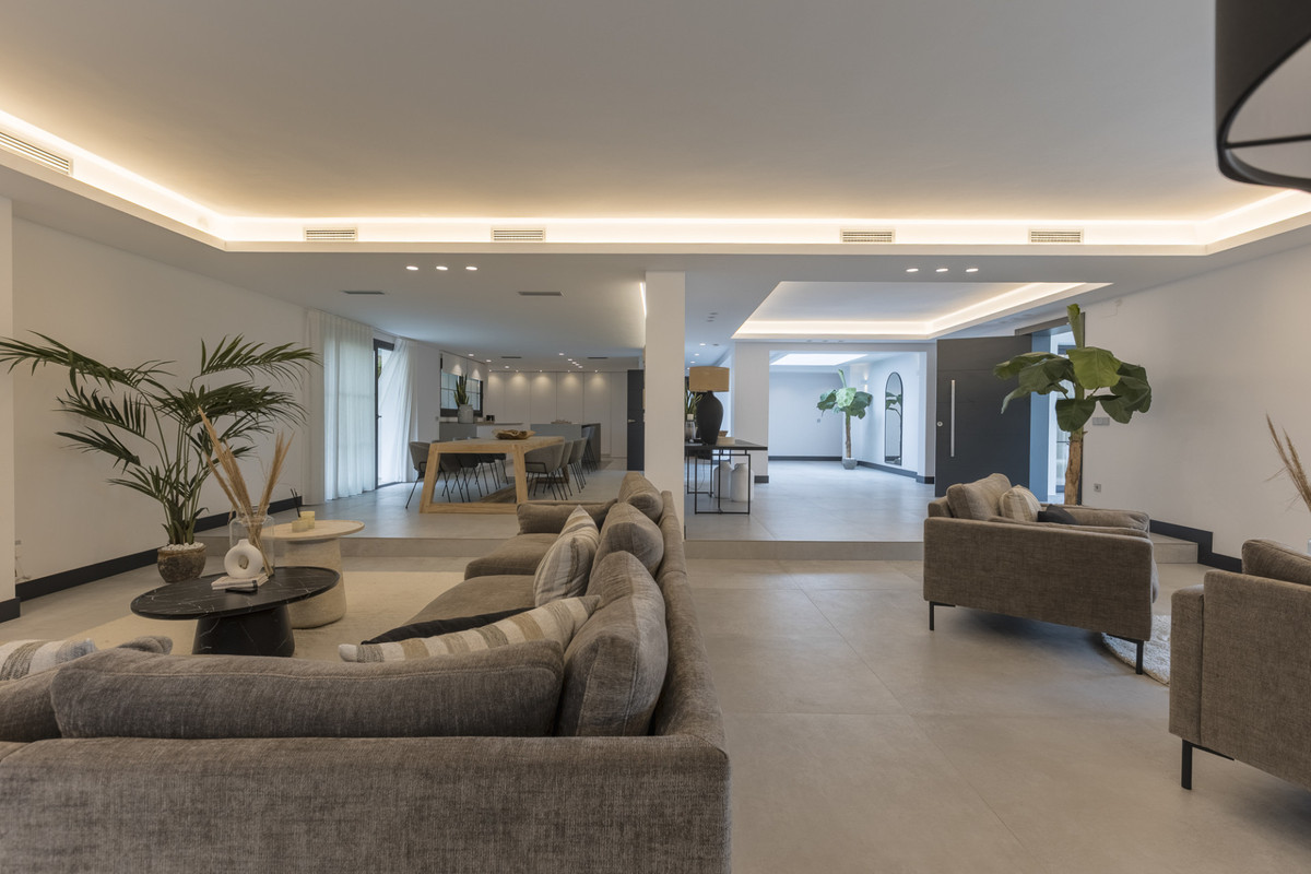 Huis te koop in Marbella | 5 slaapkamers H5299393