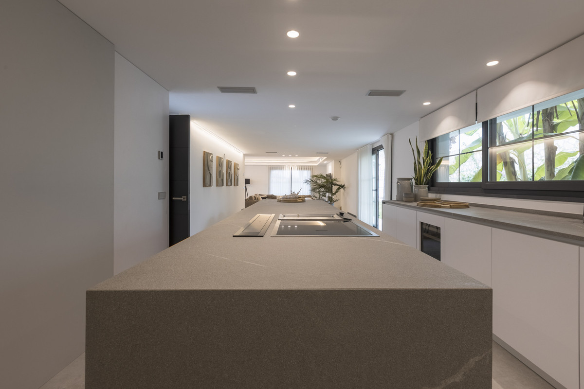 Huis te koop in Marbella | 5 slaapkamers H5299393