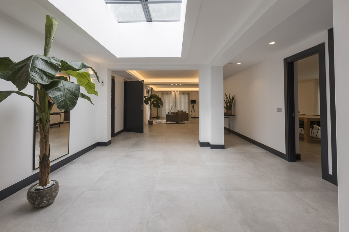 Huis te koop in Marbella | 5 slaapkamers H5299393