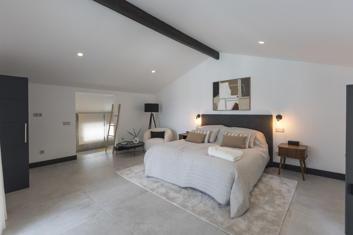 Huis te koop in Marbella | 5 slaapkamers H5299393