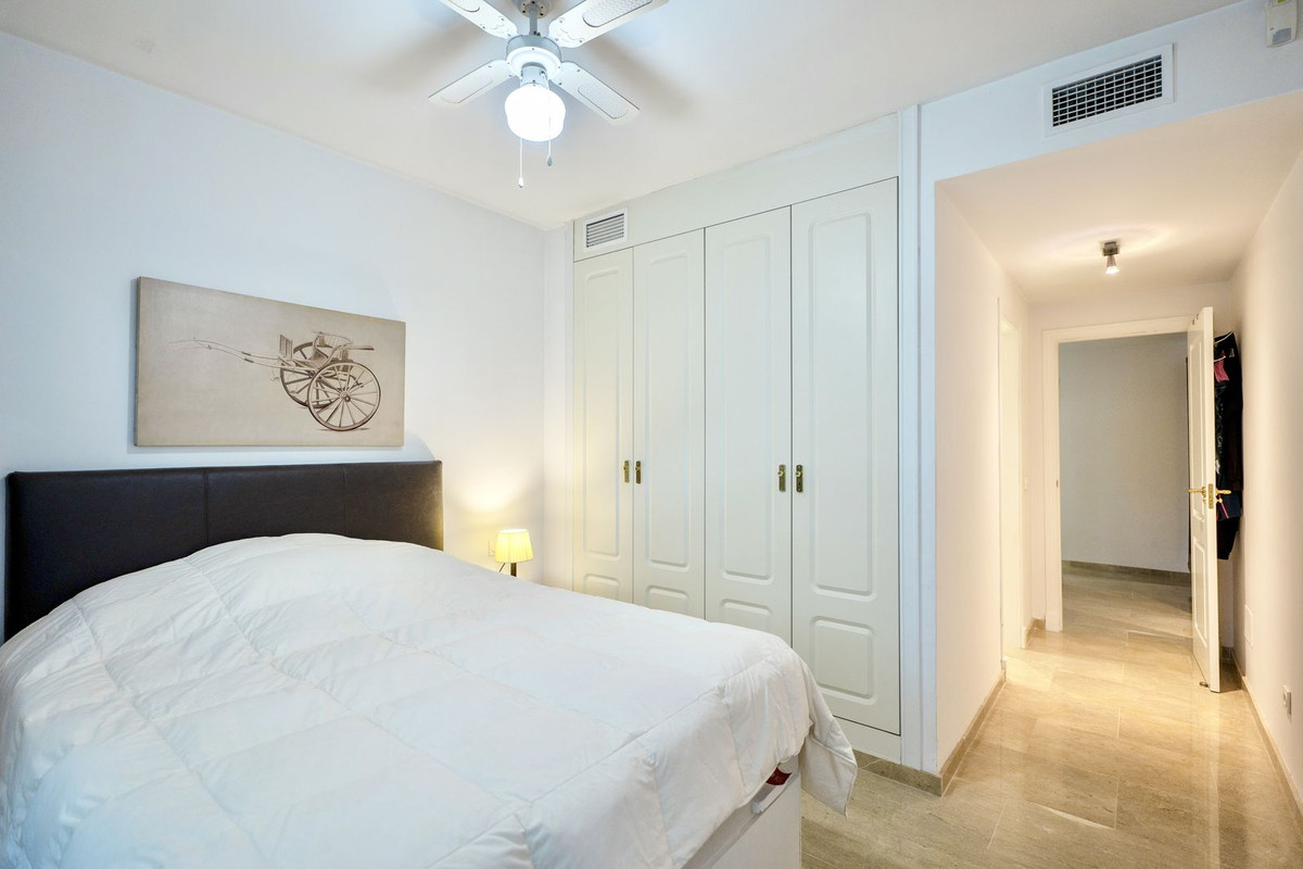 Appartement te koop in Marbella | 2 slaapkamers H5304322