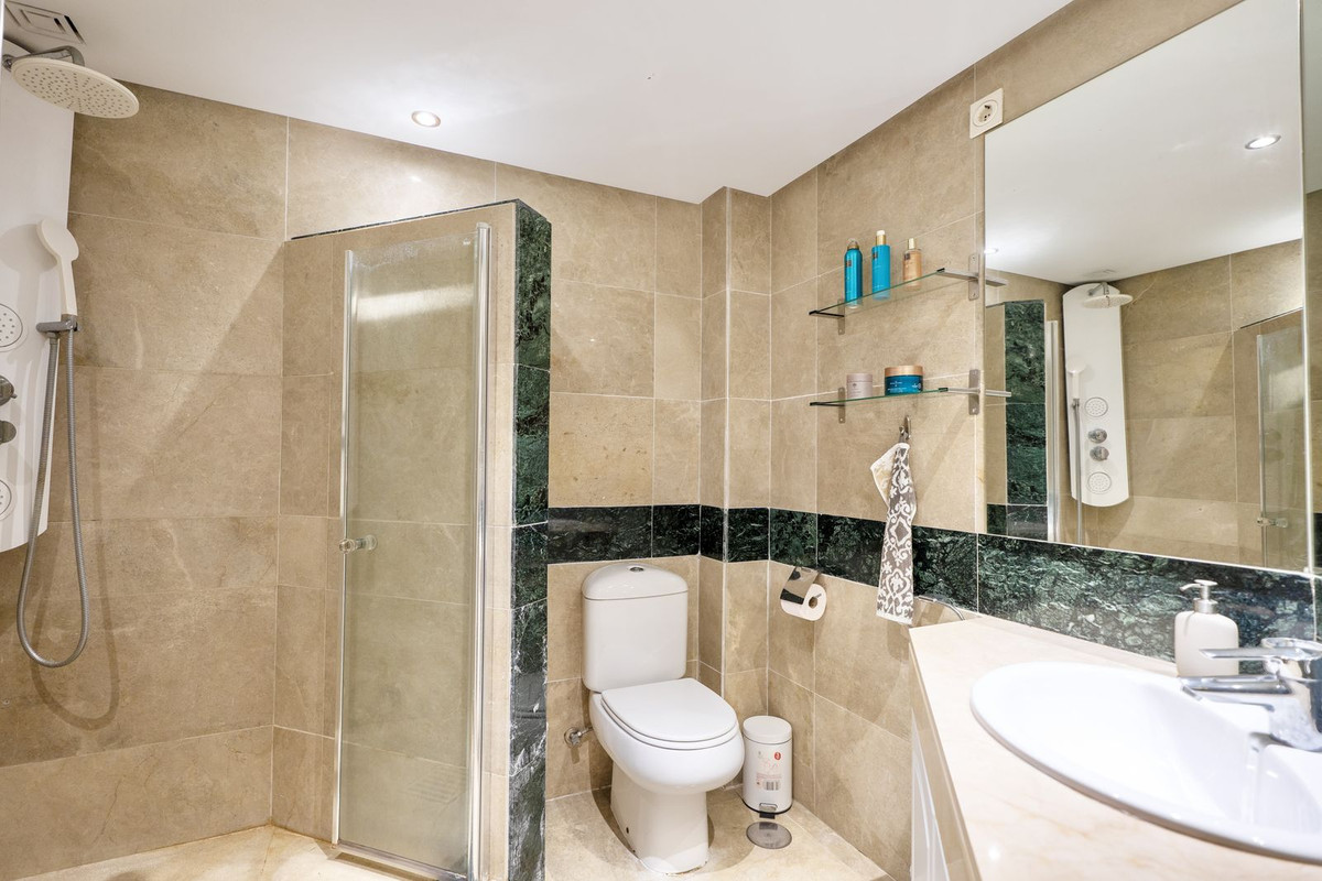 Appartement te koop in Marbella | 2 slaapkamers H5304322