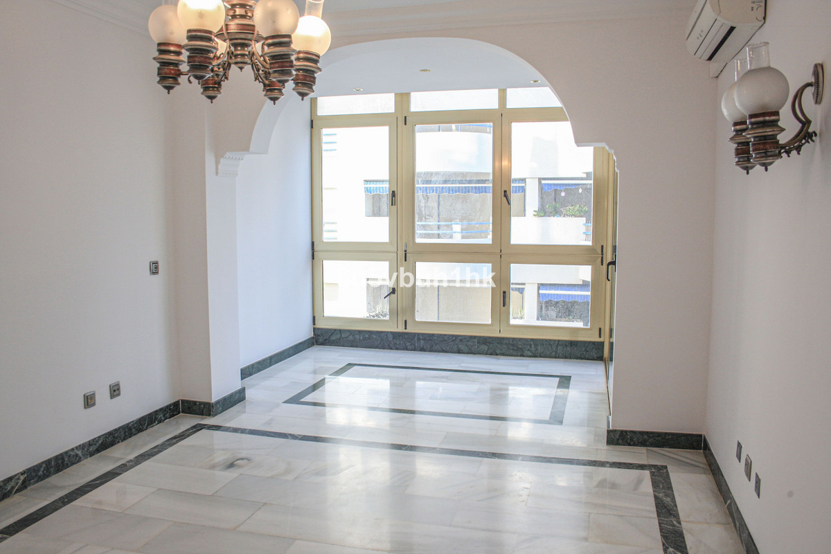 Appartement te koop in Marbella | 2 slaapkamers H5305465