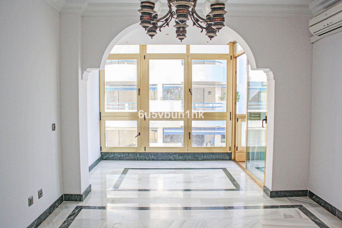 Appartement te koop in Marbella | 2 slaapkamers H5305465