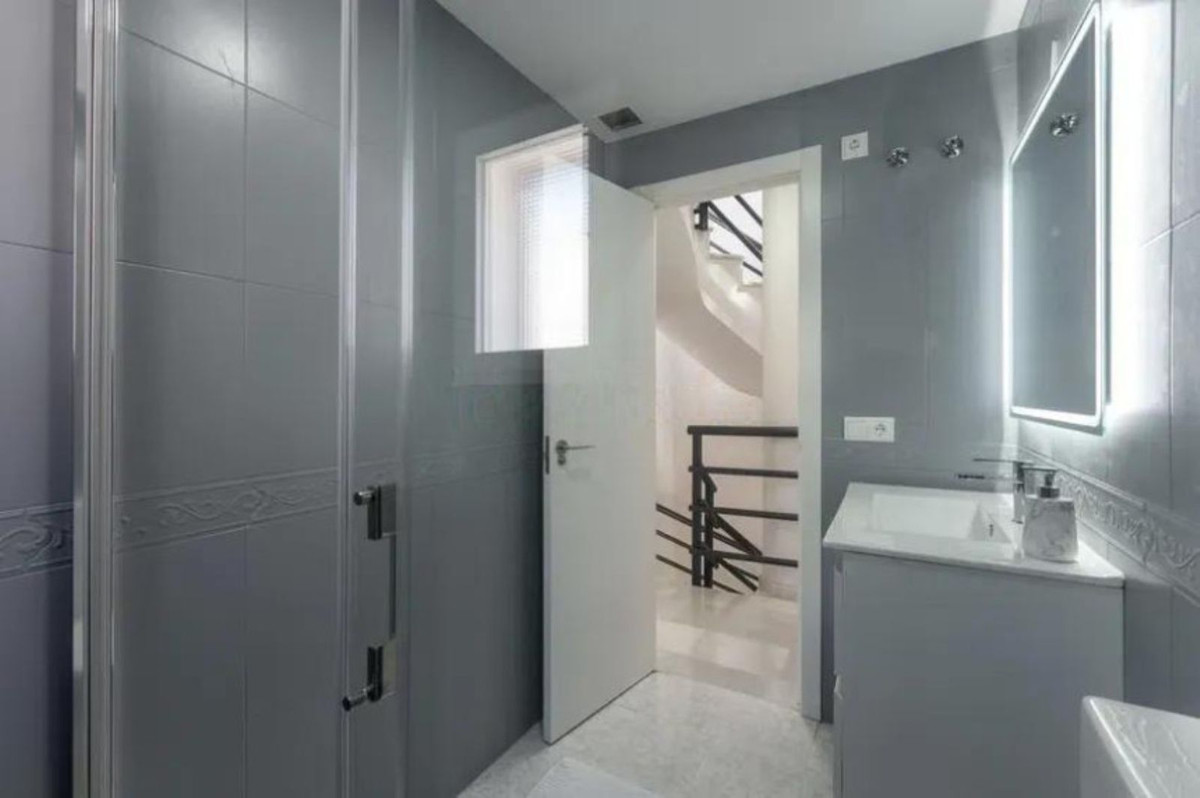 Huis te koop in Marbella | 3 slaapkamers H5306140