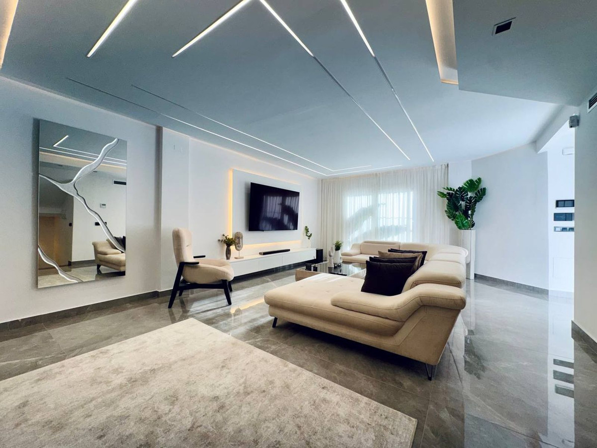 Huis te koop in Marbella | 3 slaapkamers H5307874