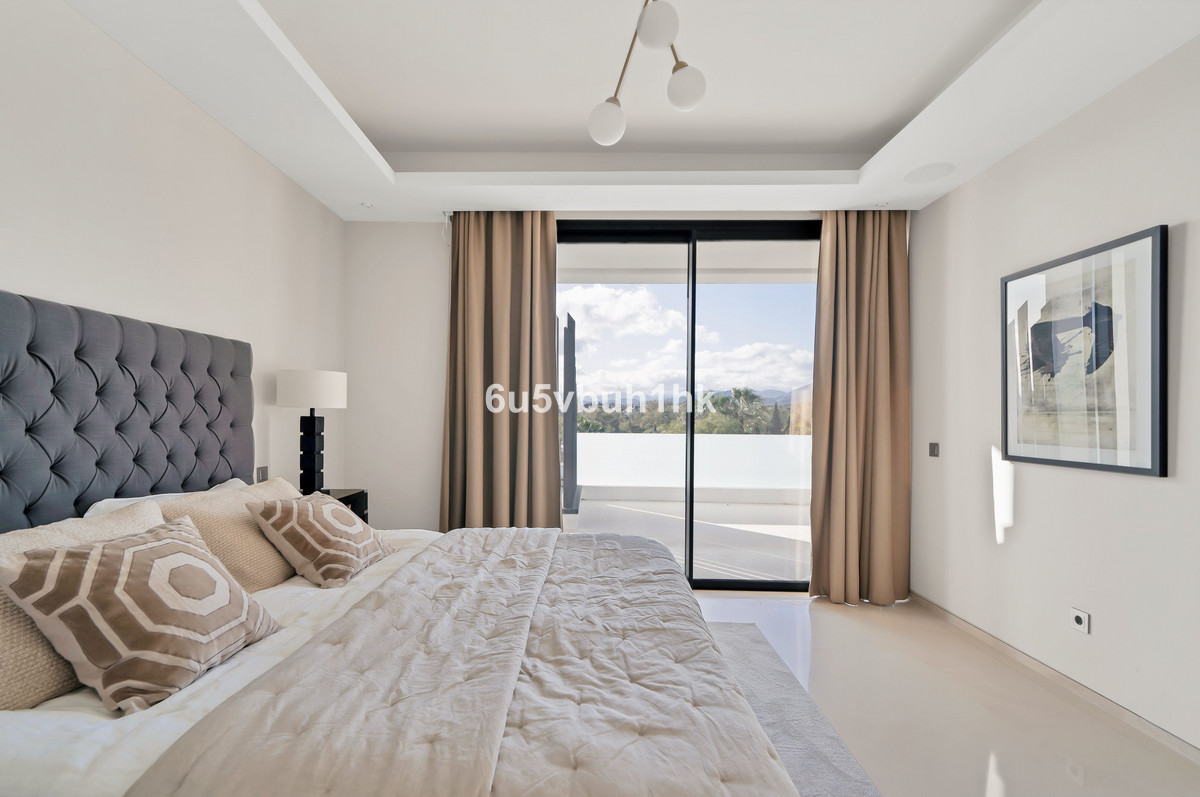 Huis te koop in Marbella | 6 slaapkamers H5310553