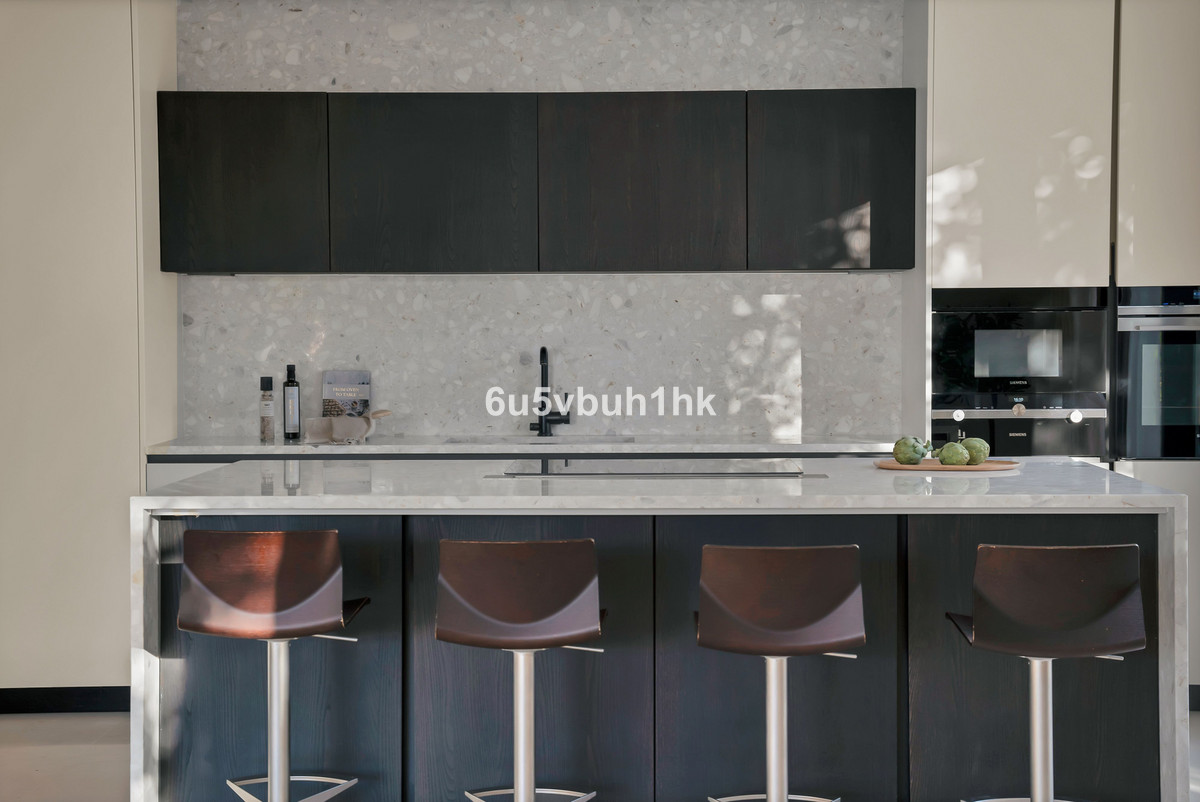 Huis te koop in Marbella | 6 slaapkamers H5310553