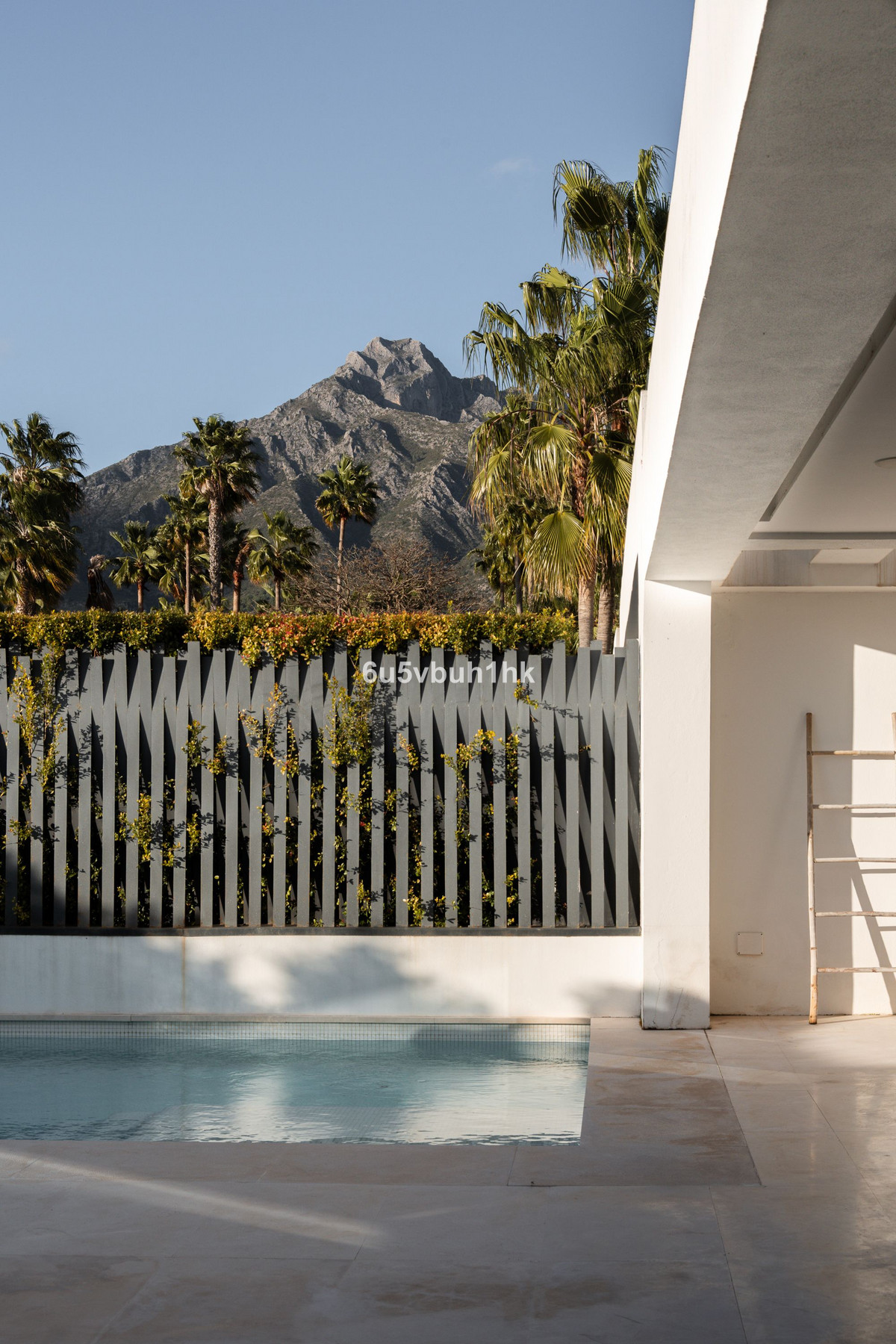 Huis te koop in Marbella | 6 slaapkamers H5310553