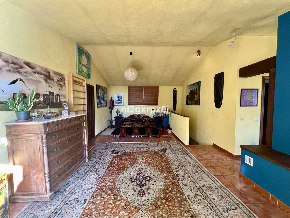 Property main view 40