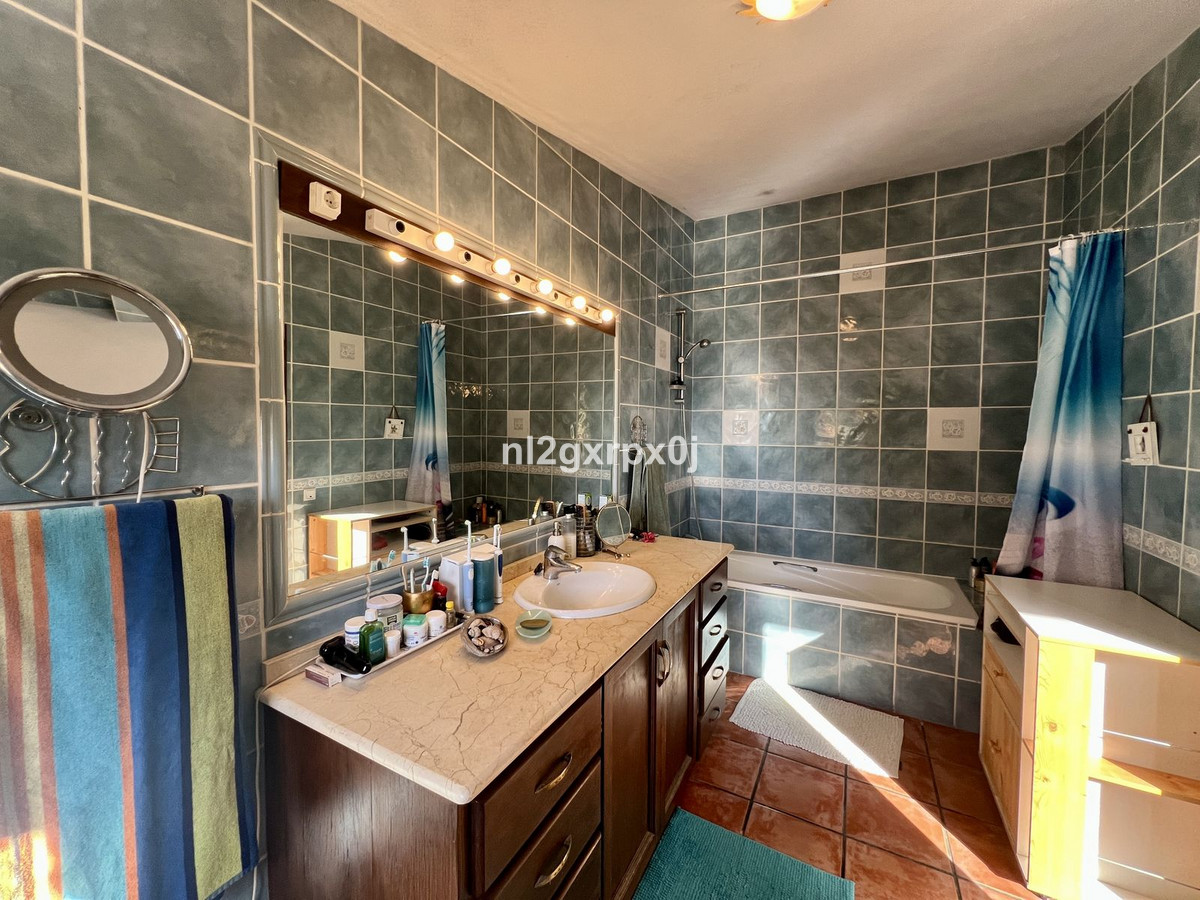 Property main view 44