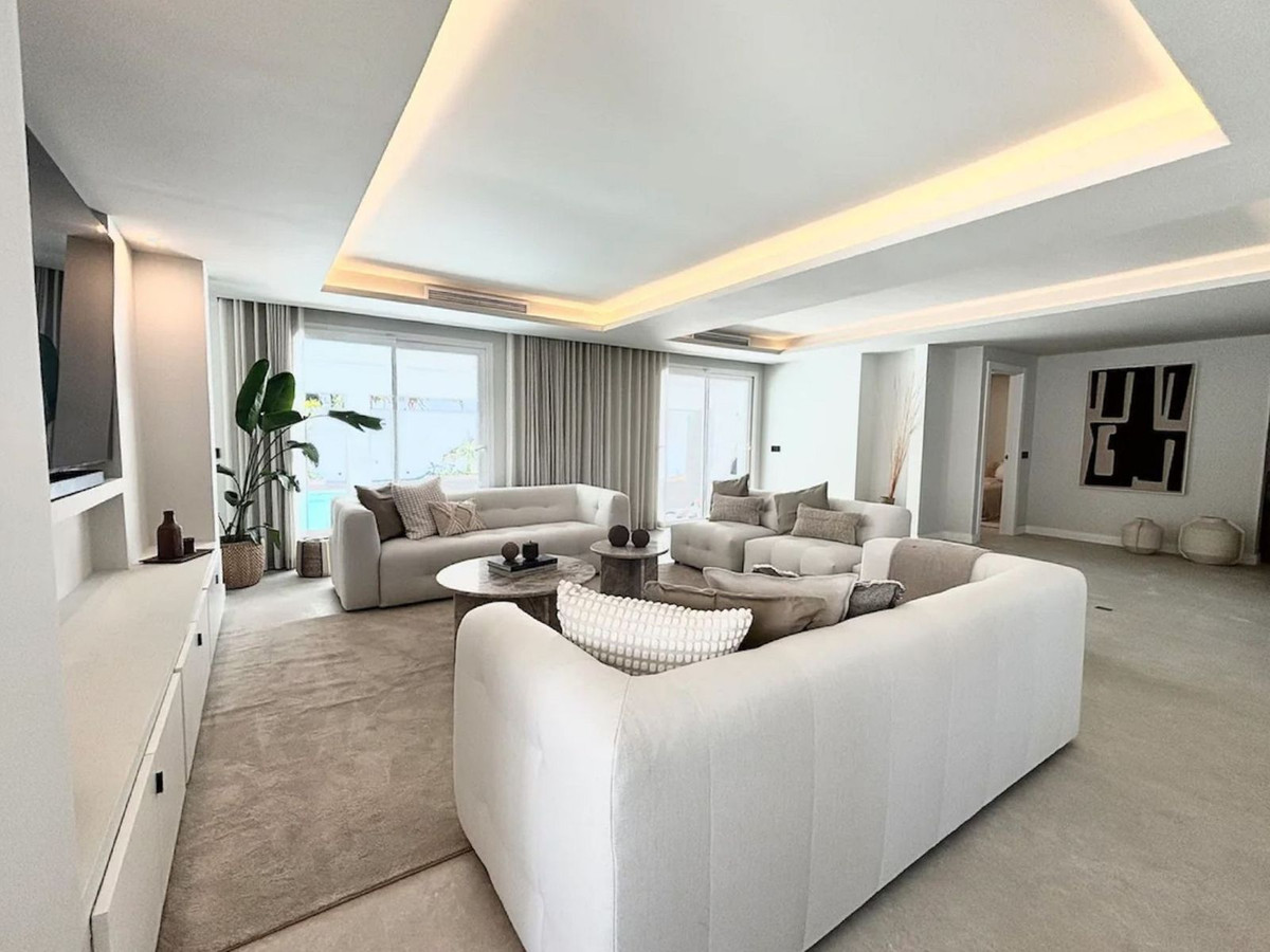 Huis te koop in Marbella | 6 slaapkamers H5317543