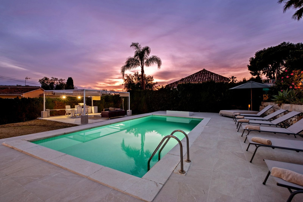 Huis te koop in Marbella | 4 slaapkamers H5322388