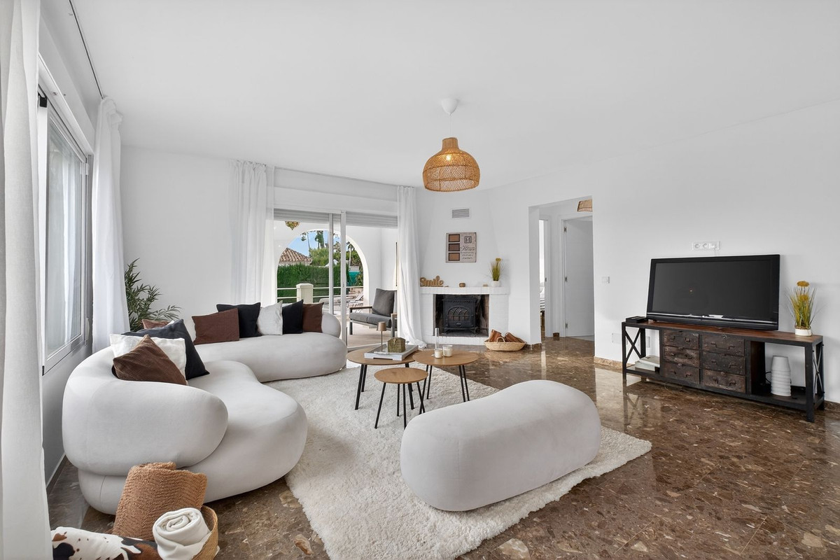 Huis te koop in Marbella | 4 slaapkamers H5322388