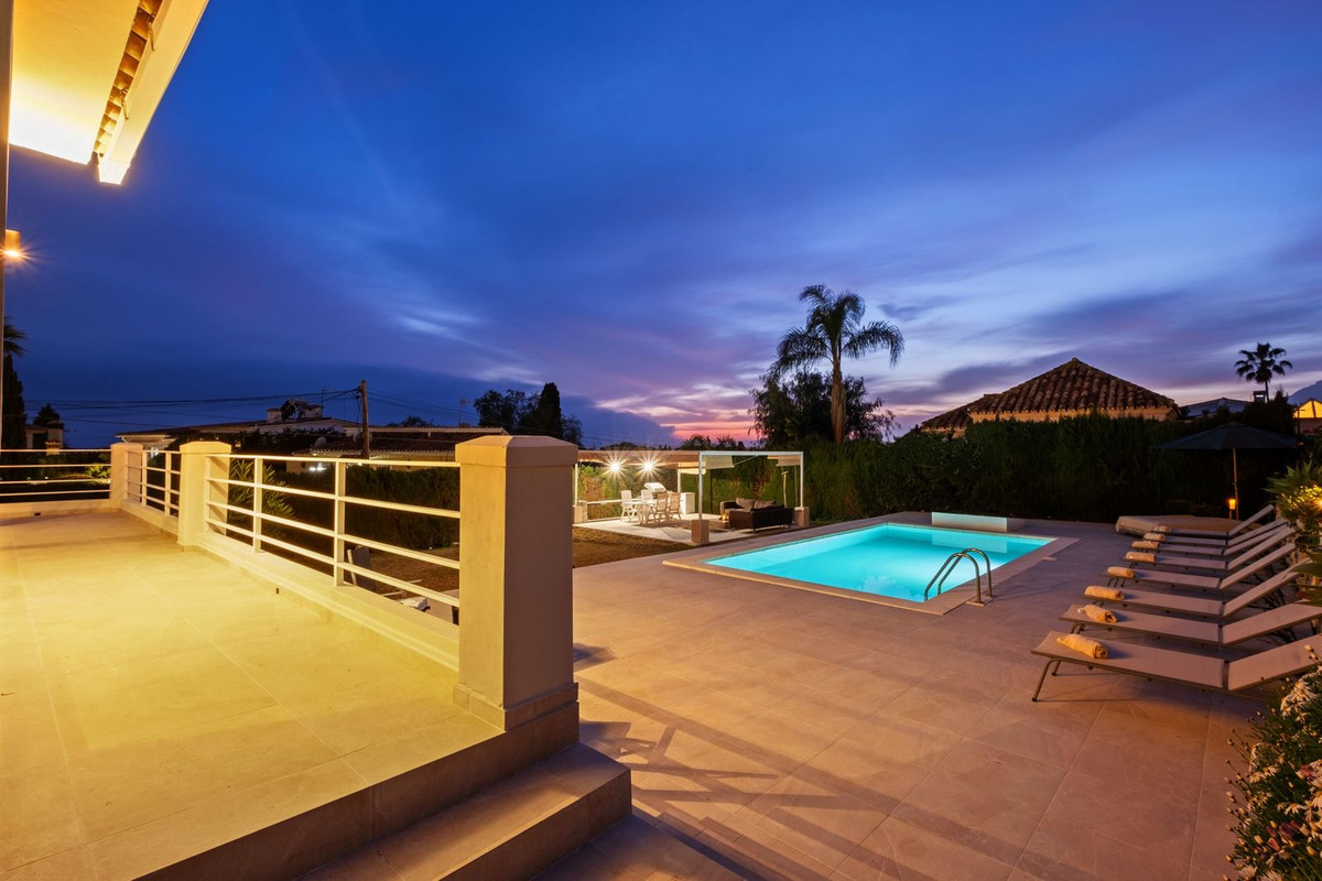 Huis te koop in Marbella | 4 slaapkamers H5322388