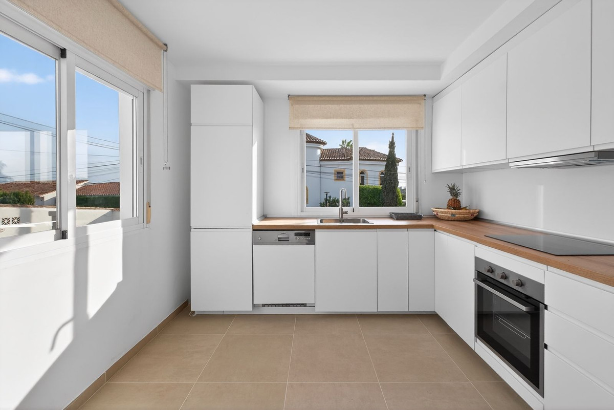 Huis te koop in Marbella | 4 slaapkamers H5322388