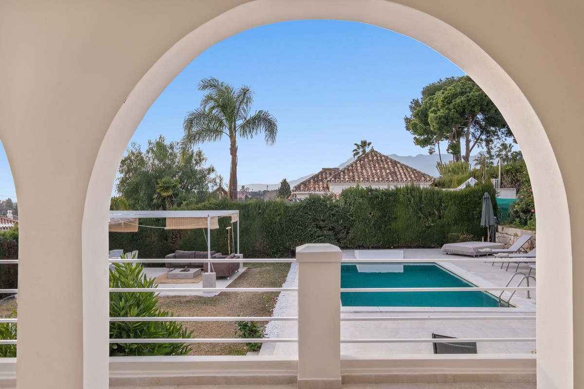 Huis te koop in Marbella | 4 slaapkamers H5322388