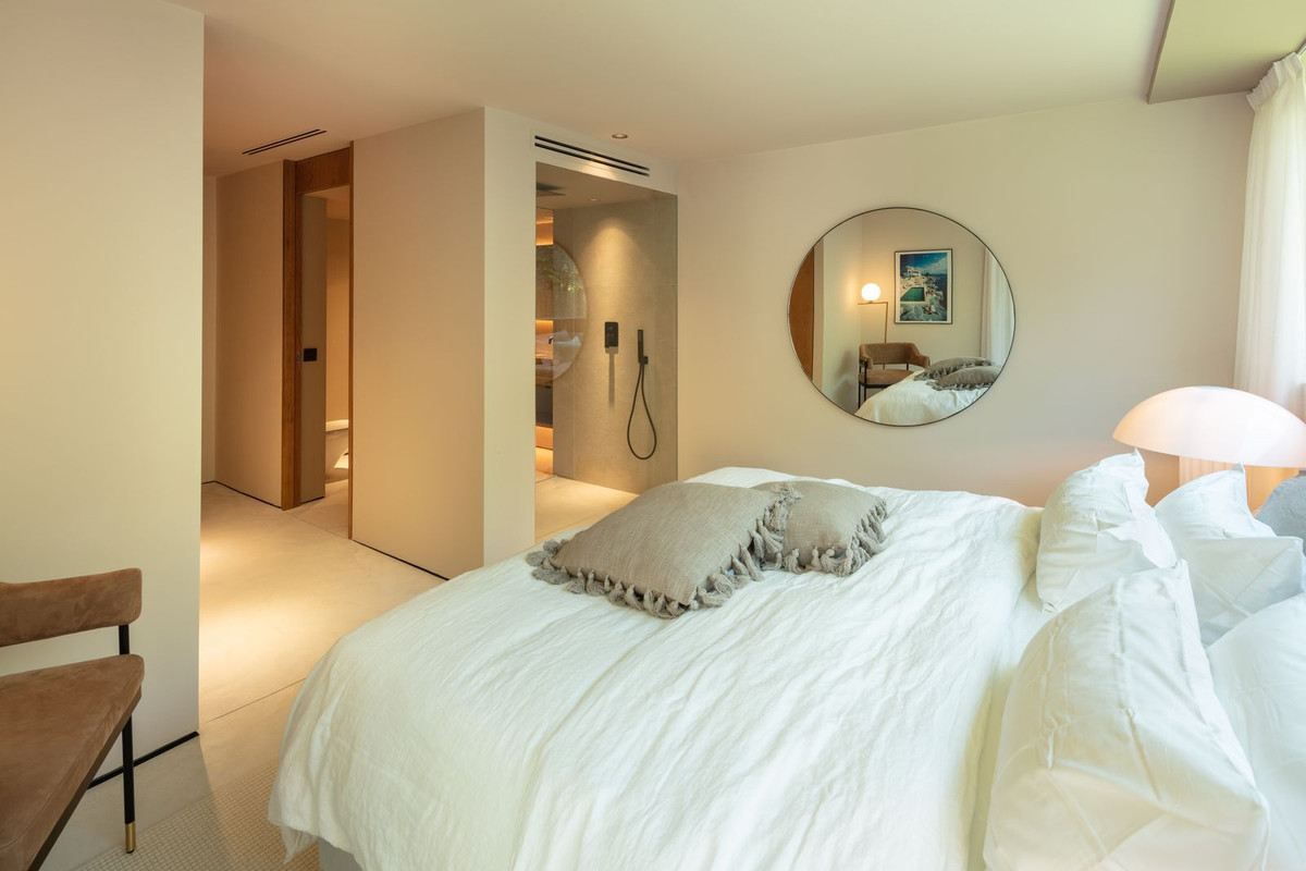 Huis te koop in Marbella | 4 slaapkamers H5322538