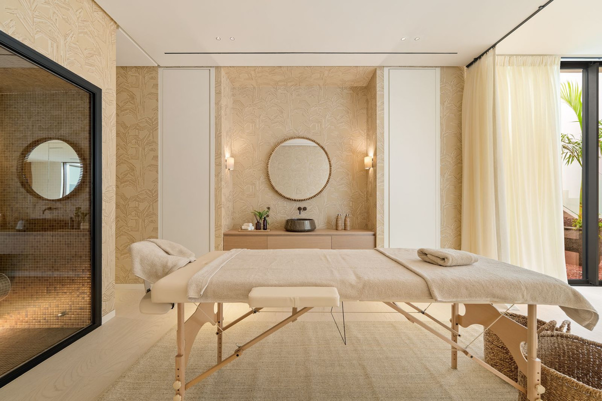 Huis te koop in Marbella | 5 slaapkamers H5322553