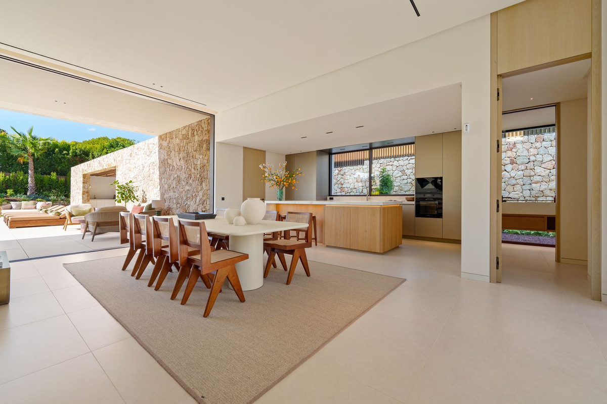 Huis te koop in Marbella | 5 slaapkamers H5322553